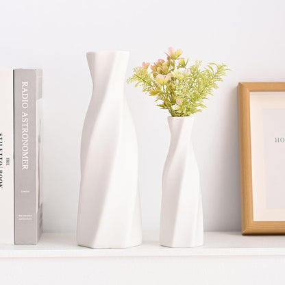 "Elevate Your Space with Our Chic White Geometric Ceramic Vase! Perfect for Dried Flowers & Modern Home Decor 🌼✨ #HomeDecor #VaseGoals"