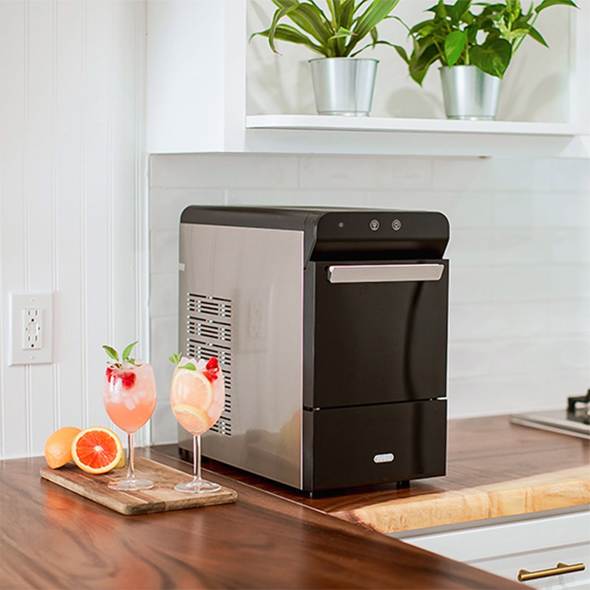 "Premium Countertop Nugget Ice Maker - 30Lbs/Day, Self-Cleaning, Sleek Stainless Steel & Black Design!"